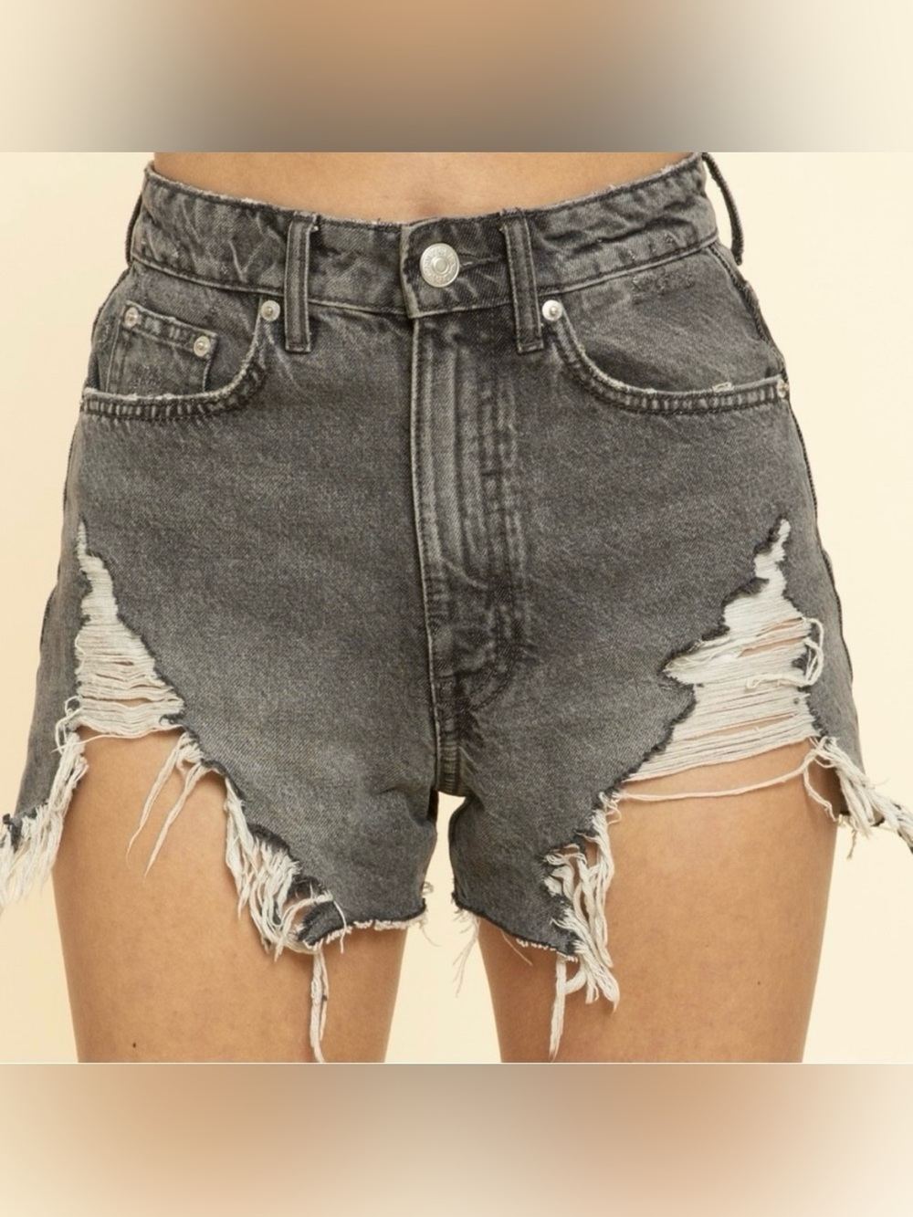 BLUE BUTTERCUP NWT Black Wash High Rise Frayed Cutoff Denim Jean Shorts Size S